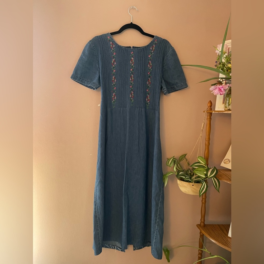 Vintage 90’s Denim Floral Dress